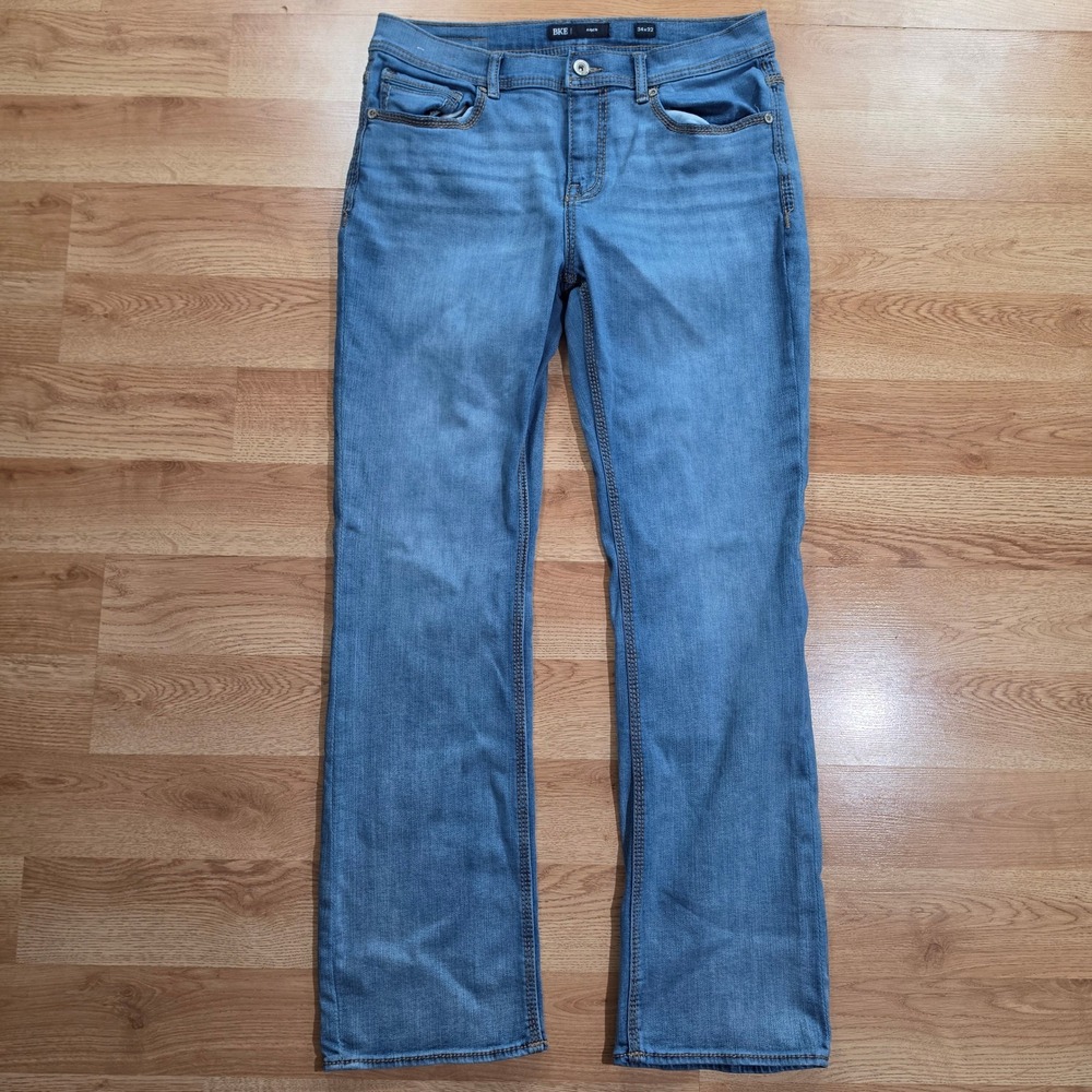 BKE Aiden Jeans Mens 34x32 Straight Leg Coolmax Stretch Light Wash Blue Denim